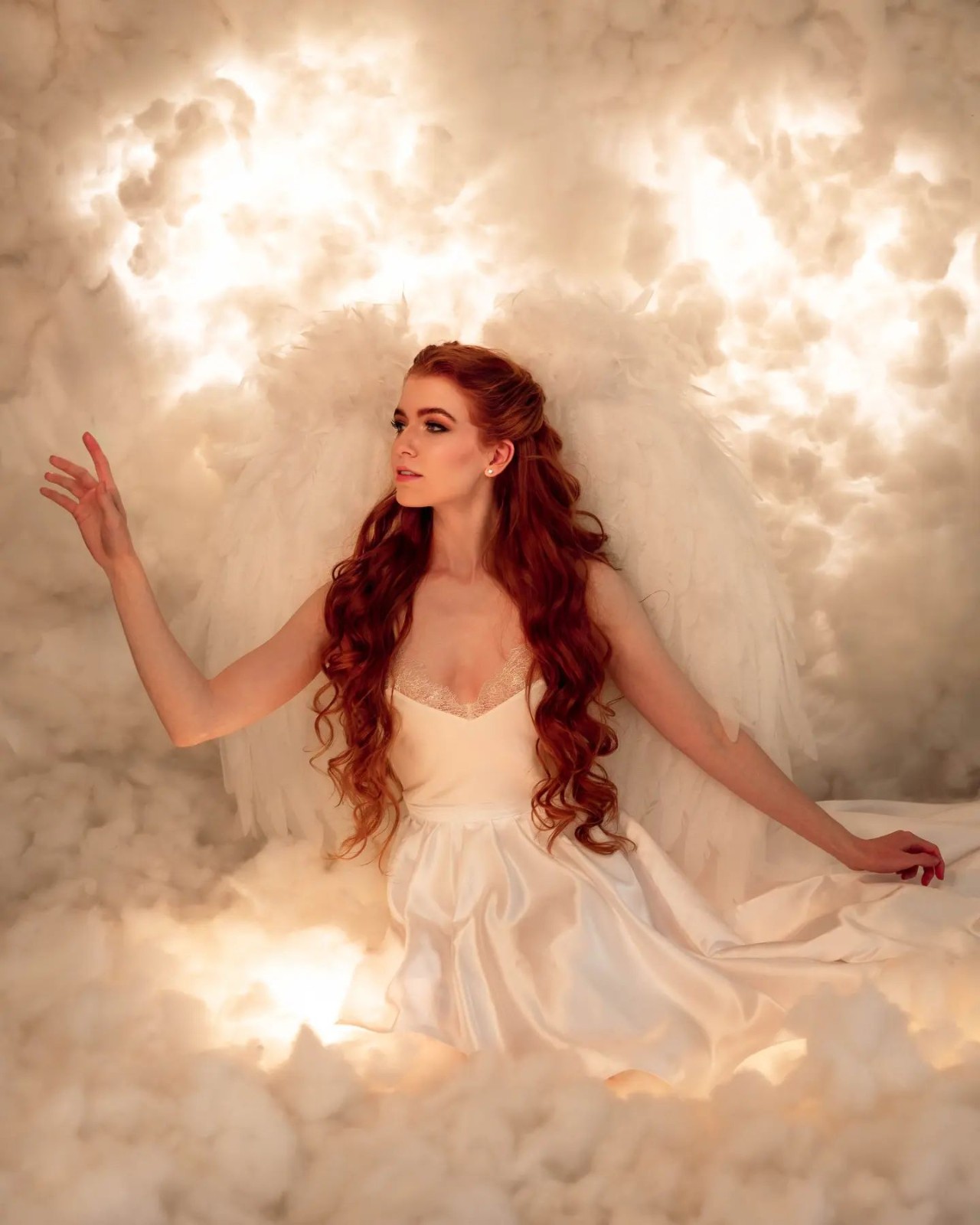 TikTok美女主播重现游戏女角发型 埃洛伊特莉丝等