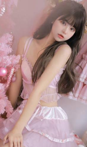 2pac的妈妈和biggie的妈妈最新网站被人曝光，单天入口就被强势破解