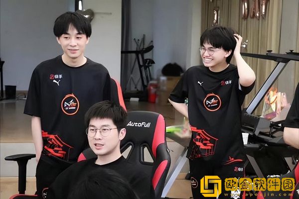 KSG官博回应小玖事件，感慨这个夏天终成残章，水友：像极了TES.A！