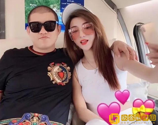 ks平台网红二驴和妻子平荣又因女徒弟发生矛盾，平荣直接拿出离婚协议书!