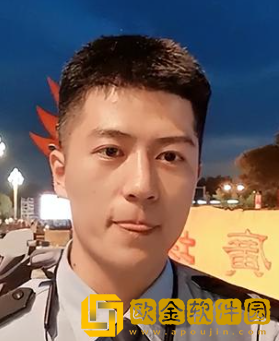 《抖音》这届网友请自重梗的意思介绍