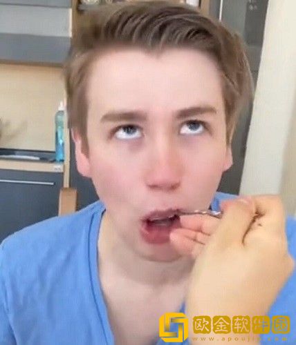 《抖音》小飞棍来喽表情包大全