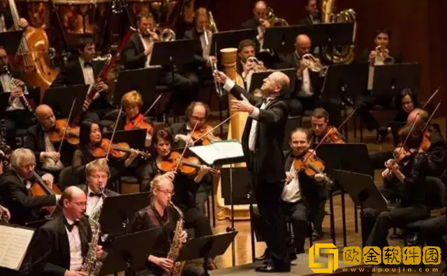 天堂2作曲家配乐，匈牙利布达佩斯乐团演奏《黎明之海》如何用全球百人音乐团队打造史诗级游戏音乐