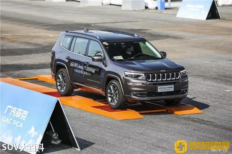 虐杀原形2第二关指挥官在哪