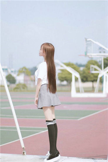 含蓄草隐藏路口1314-含蓄草隐藏路口1314绅士尊享版v2.1.4