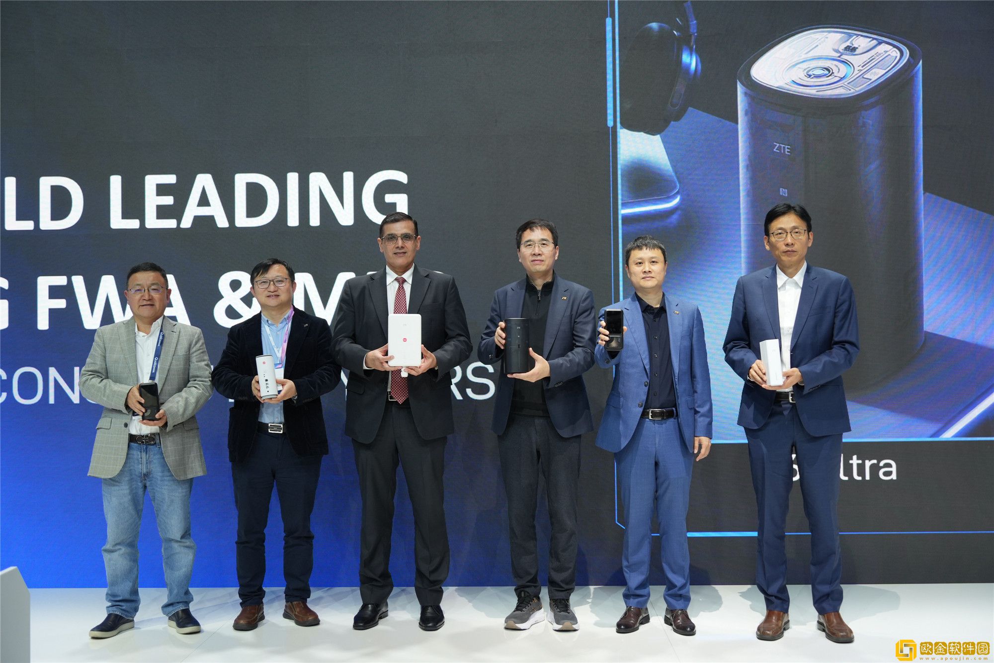 中兴移动互联终端升级“连接+”战略-全球首款Al-+-Wi-Fi-8室内CPE发布