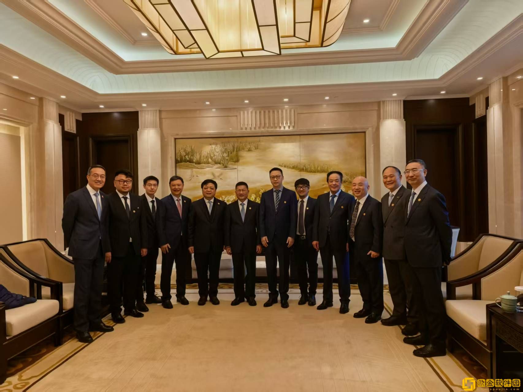 德国总理访杭与多家中企交流-宝马零跑高层深度畅聊