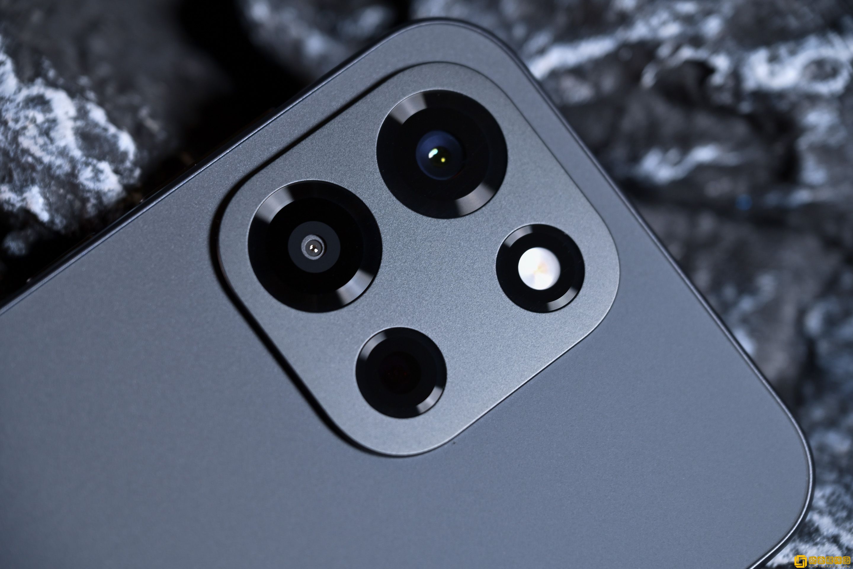 一加Turbo6手机图赏