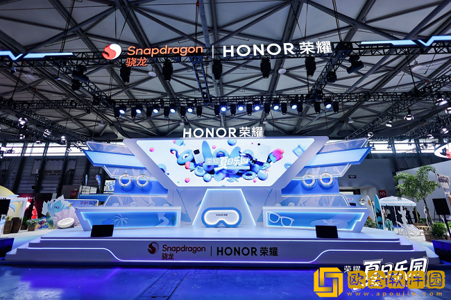 荣耀GT-Pro亮相2025ChinaJoy：硬核科技与沉浸体验引爆玩家热情