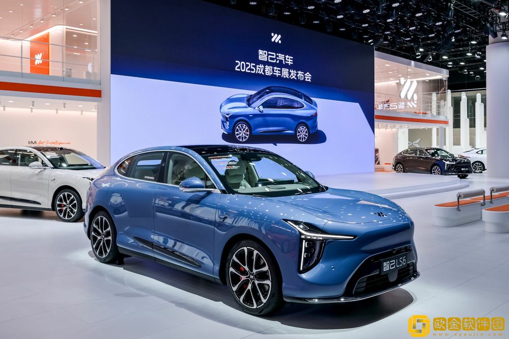 预售订单破48-000台：2025成都车展-超级增程就看智己