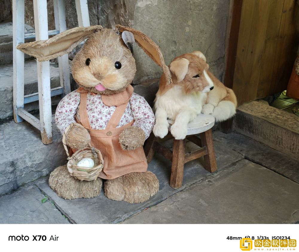 轻薄手感拉满+AI加持