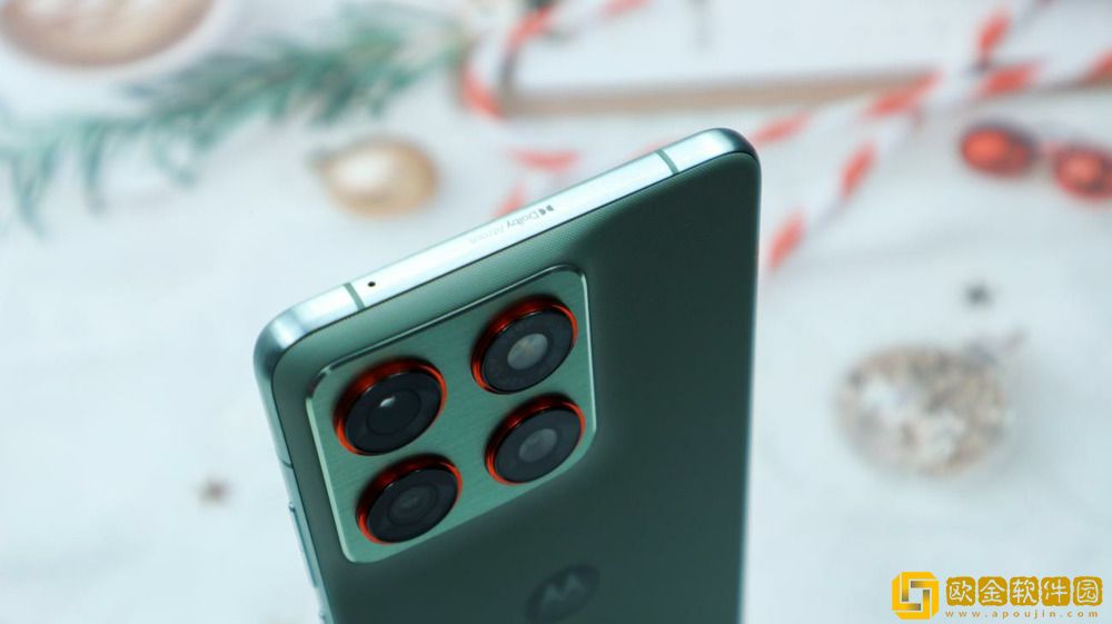 轻薄手感拉满+AI加持