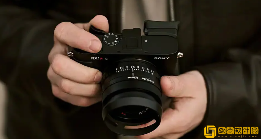 索尼发布黑卡-RX1R-III-全画幅旗舰相机-售价-33999-元