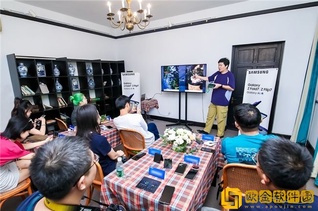 2亿像素超清影像领衔-三星Galaxy-Z系列影像沙龙落地武汉