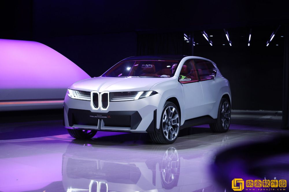 行业独创的智能驾控集成系统BMW驾控超级大脑亮相上海车展