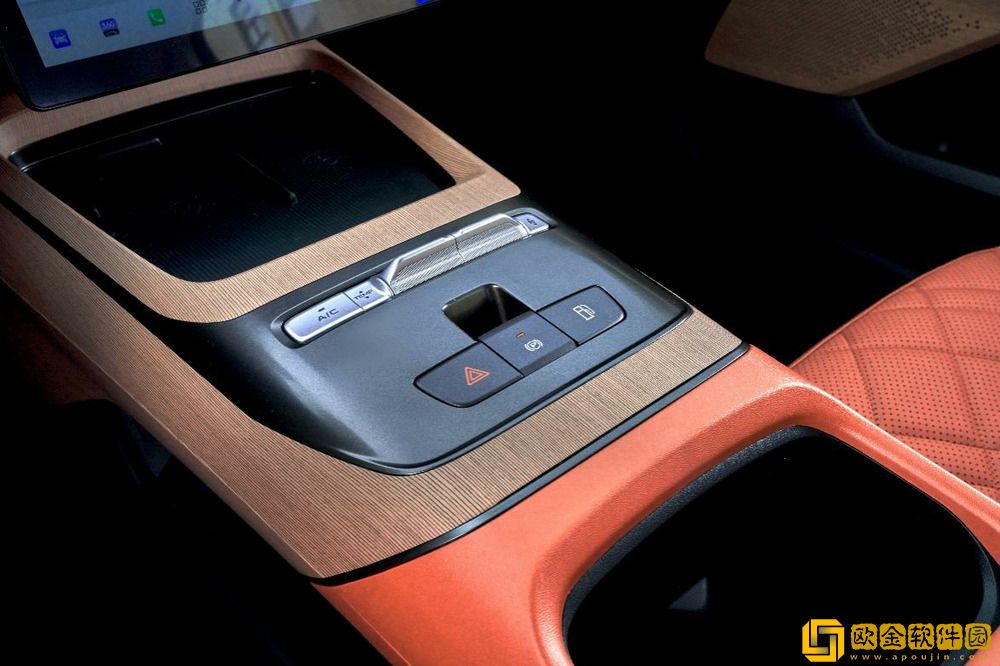 **指导价8.49万元起