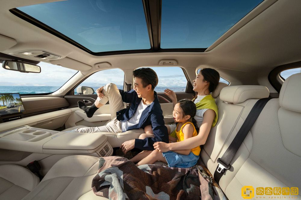 高阶智驾上车即搭载