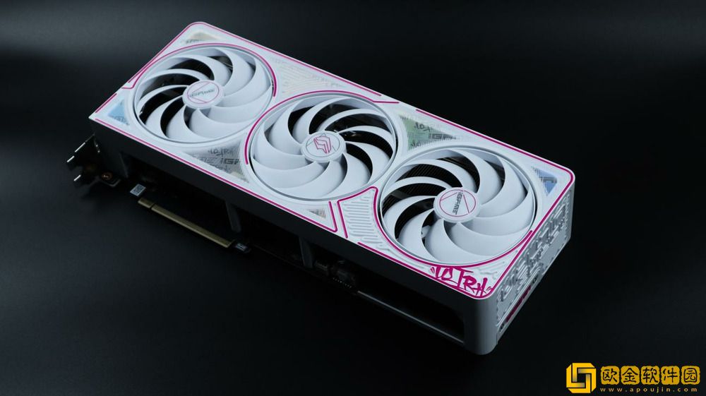 4K游戏的高端之选：七彩虹iGame-GeForce-RTX-5080-Ultra-W-OC-16GB开箱