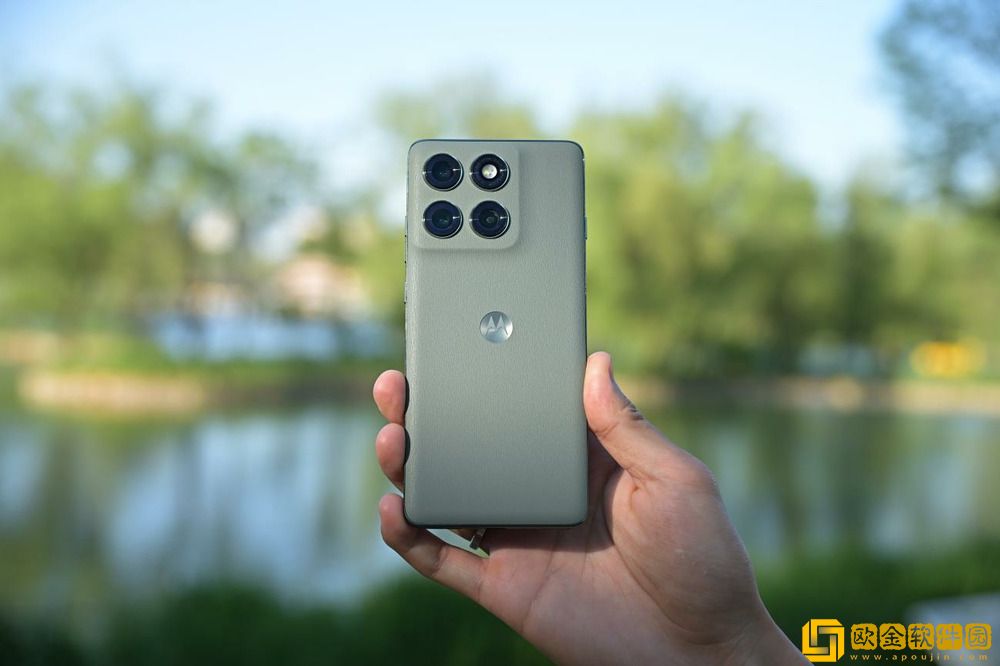 潮流个性与配置均在线：联想moto-edge-60-Pro-AI元启版评测