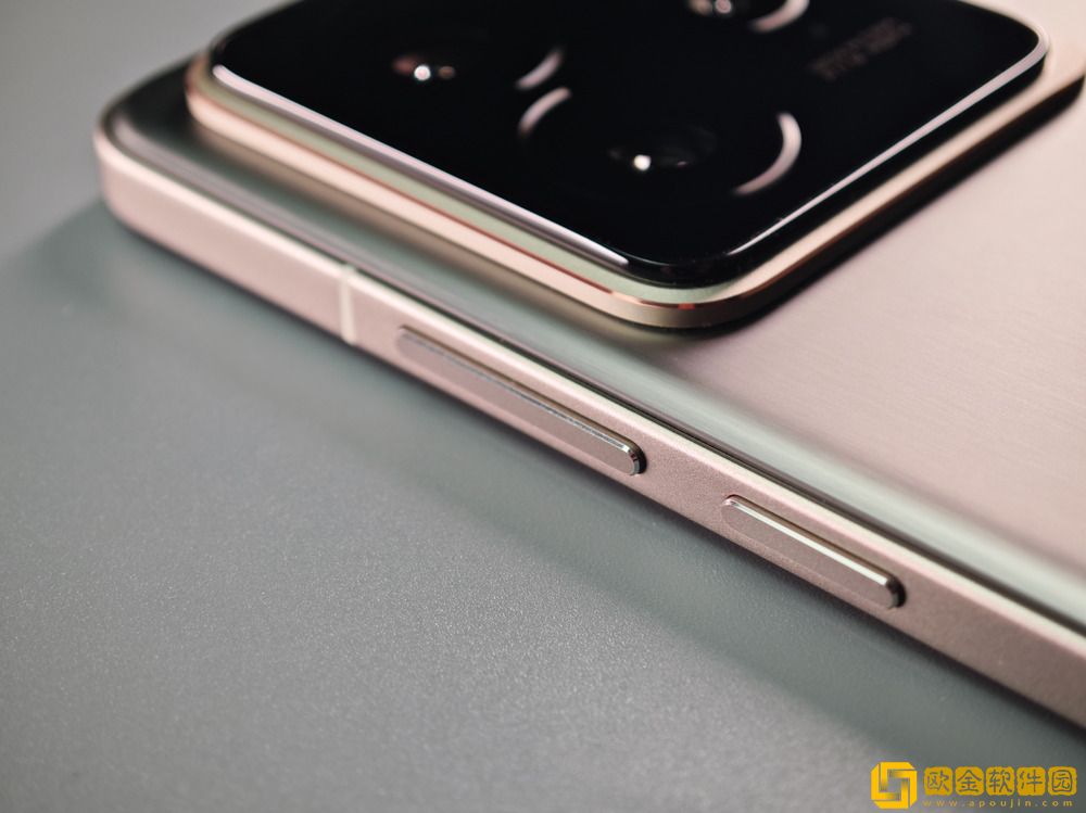 超旗舰的千元机!真我GT7