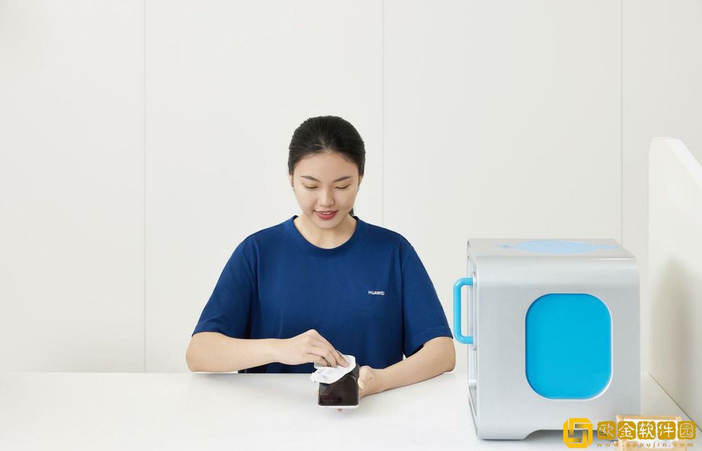 华为服务日2025全新升级：八年坚持-将温暖服务带给用户