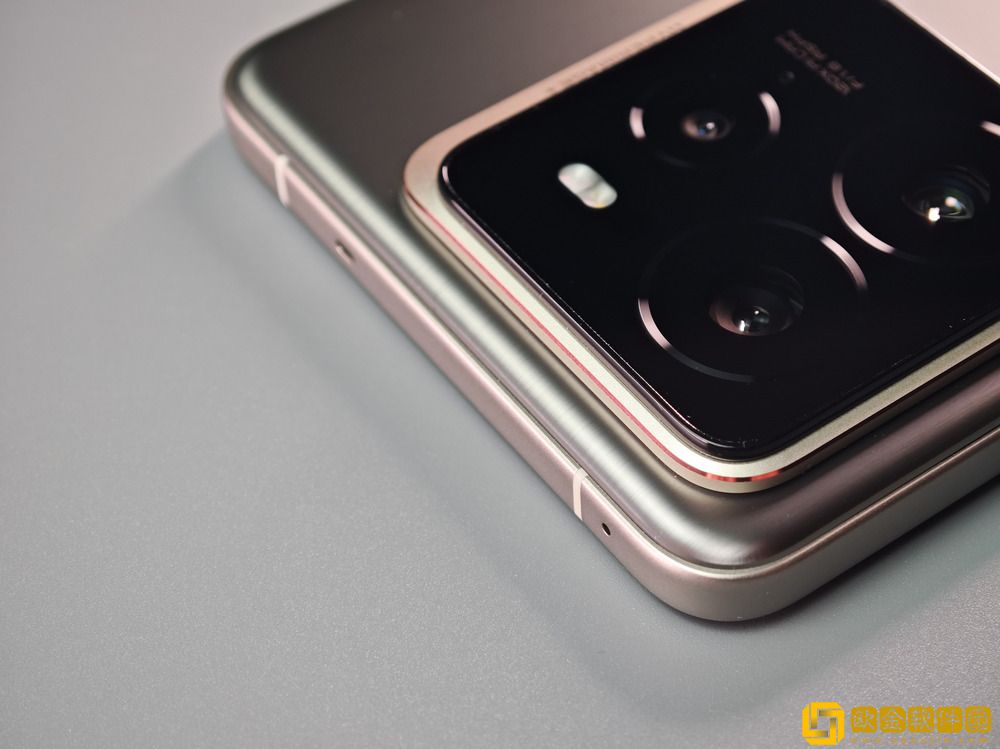 超旗舰的千元机!真我GT7