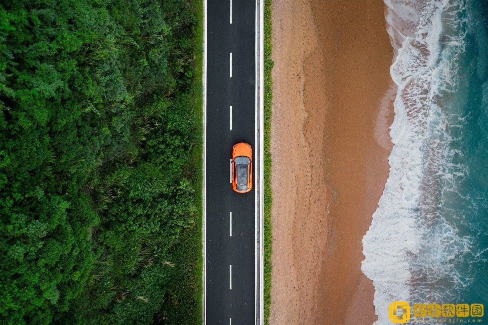 兰博基尼全新Urus-SE深圳官图发布