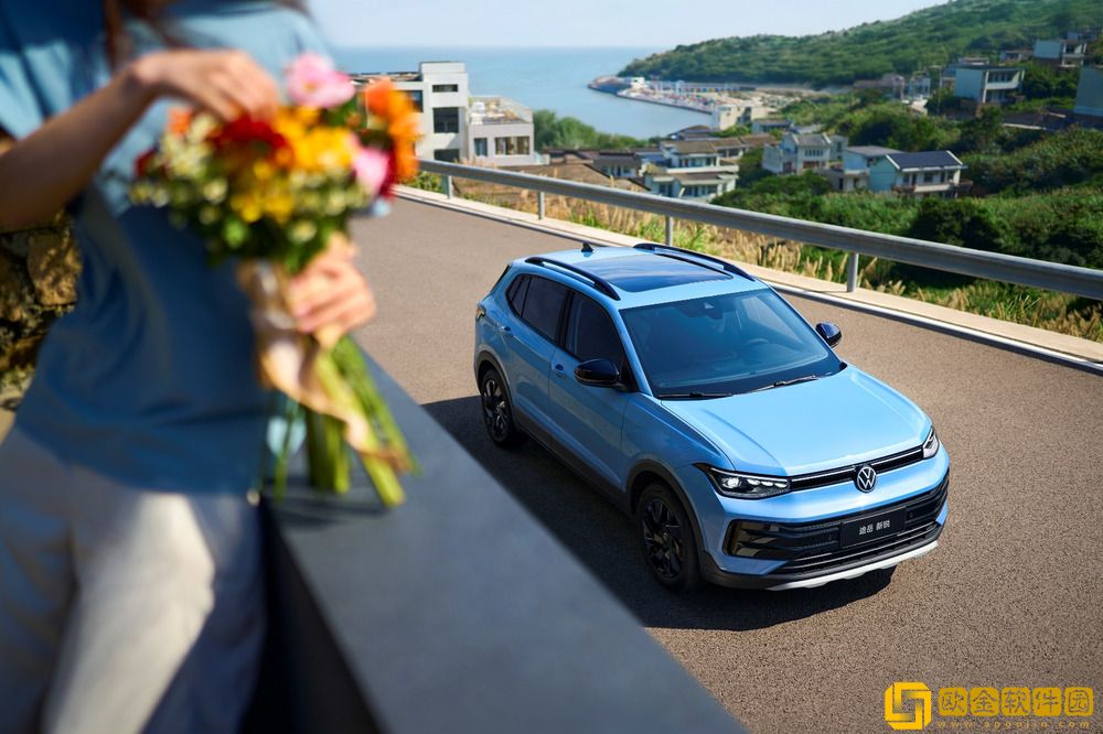 上汽大众全新SUV亮相-途岳新锐树A级SUV新标杆