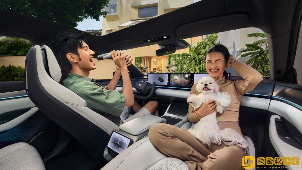 极越07正式上市