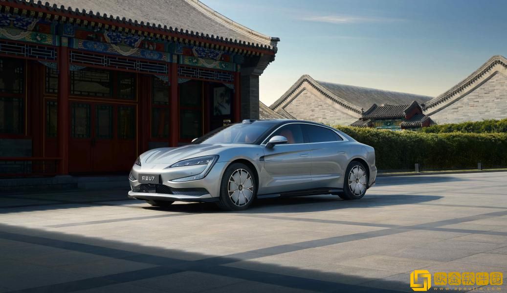 仰望携U8、U9、U7亮相北京车展