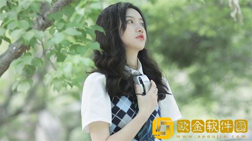 爱日直播app下载**